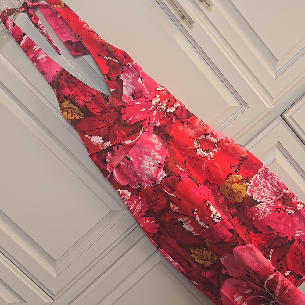 Donna Ricco Halter dress